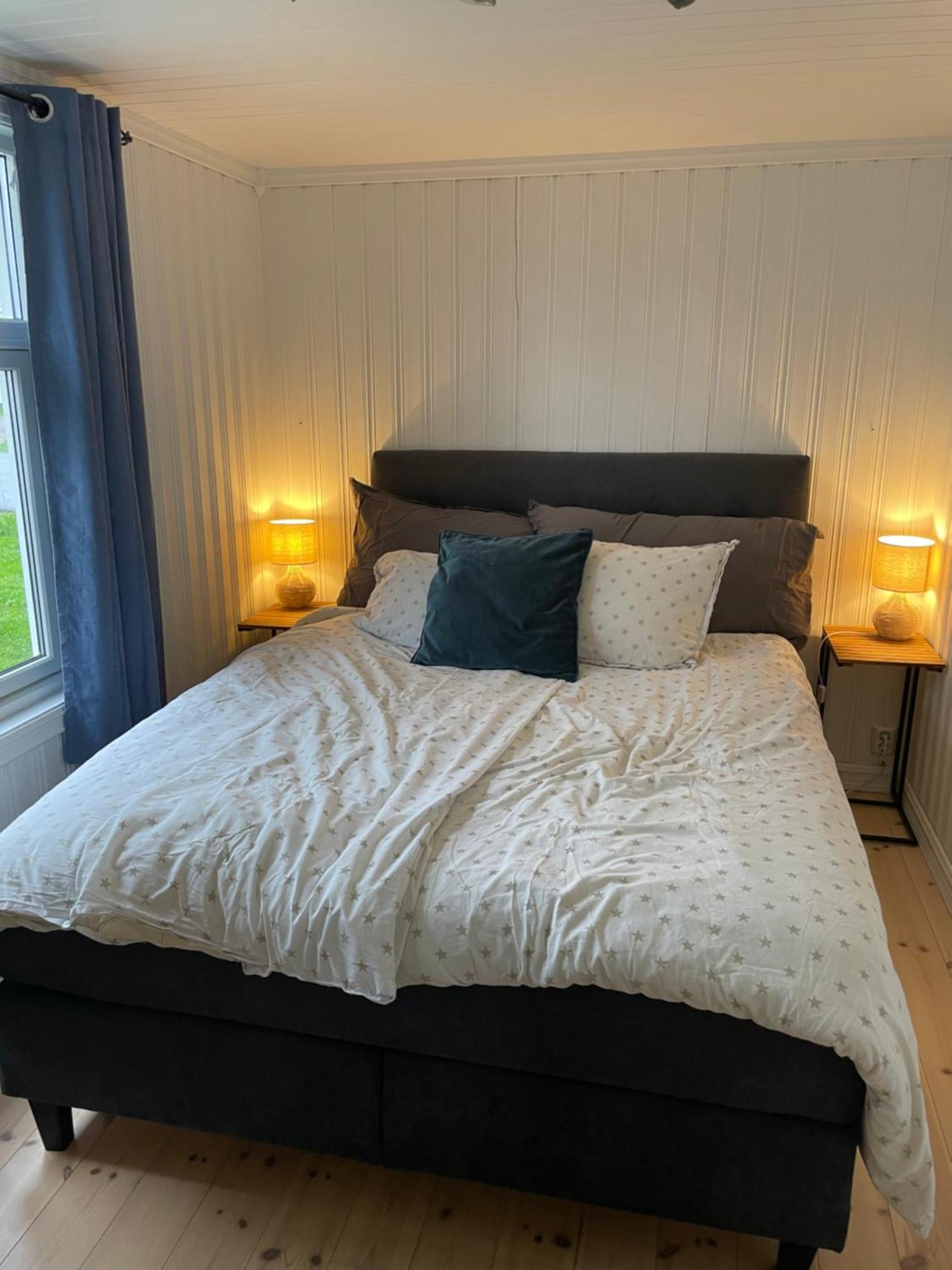 ホテル Mefjord Brygge Mefjordvær エクステリア 写真